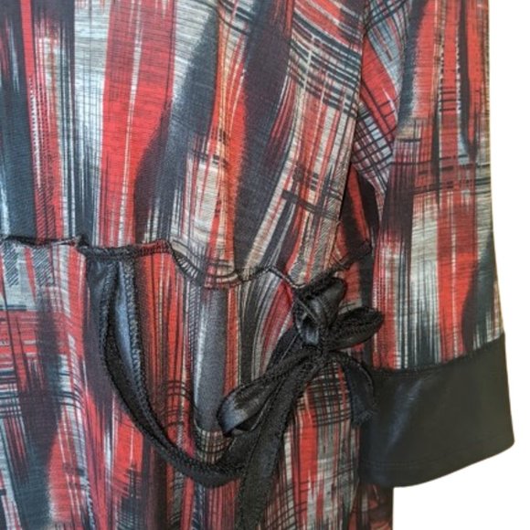 --- Scoop Neck Red Black Tunic Top Szie 1X - Picture 3 of 4